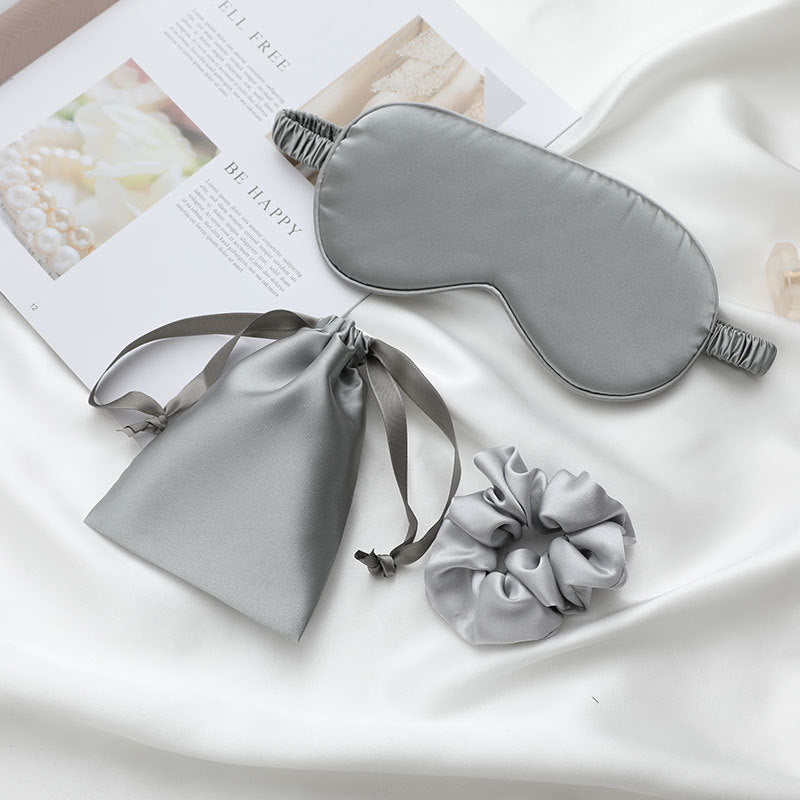 Pleasure Blindfold Set